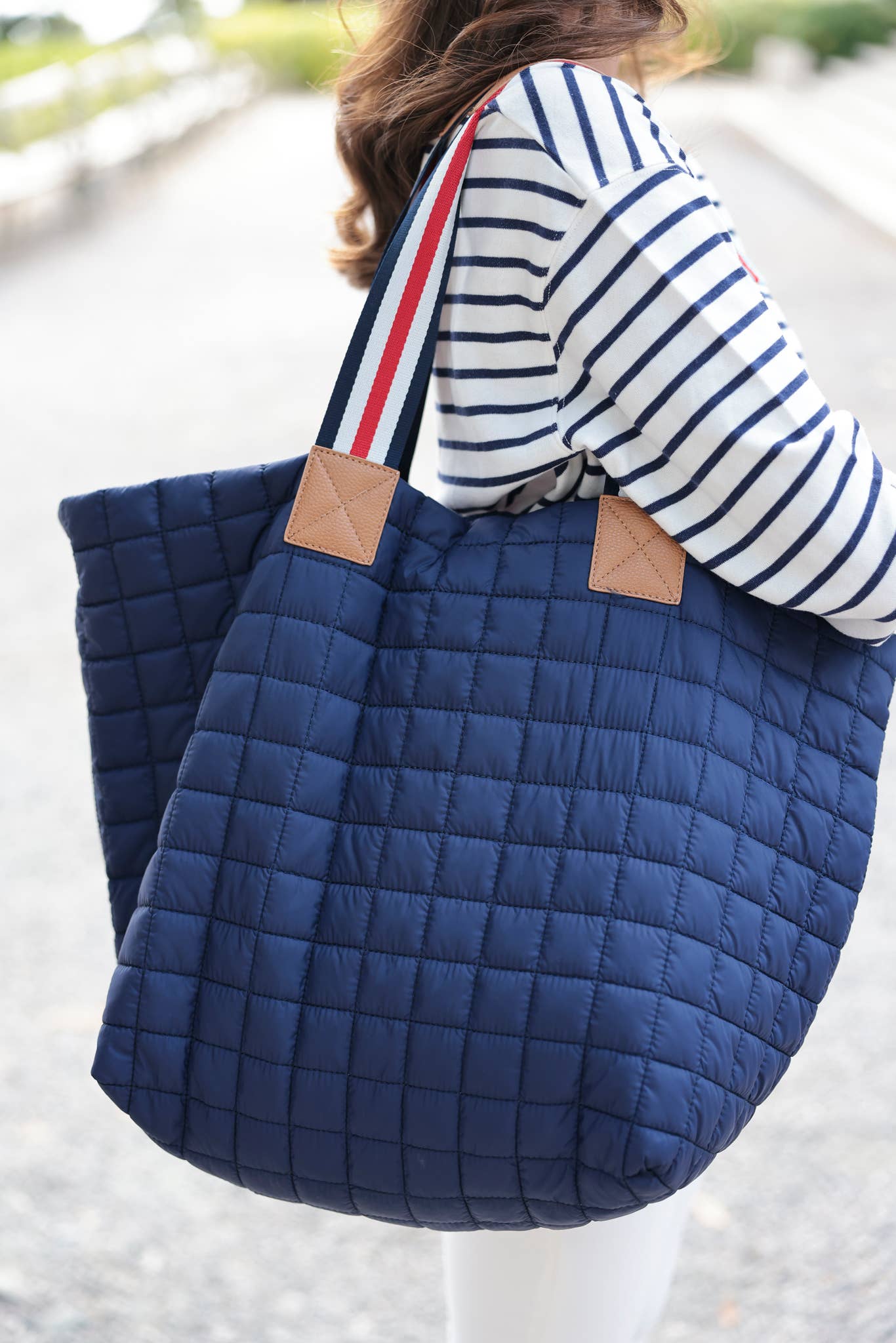 EZRA TRAVEL TOTE