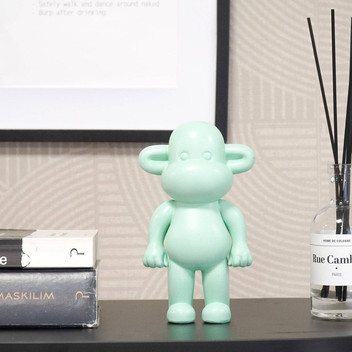 Figurine - Monkey Figurine 'The Legend' - Polyresin - Mintgreen - 11x7x19cm