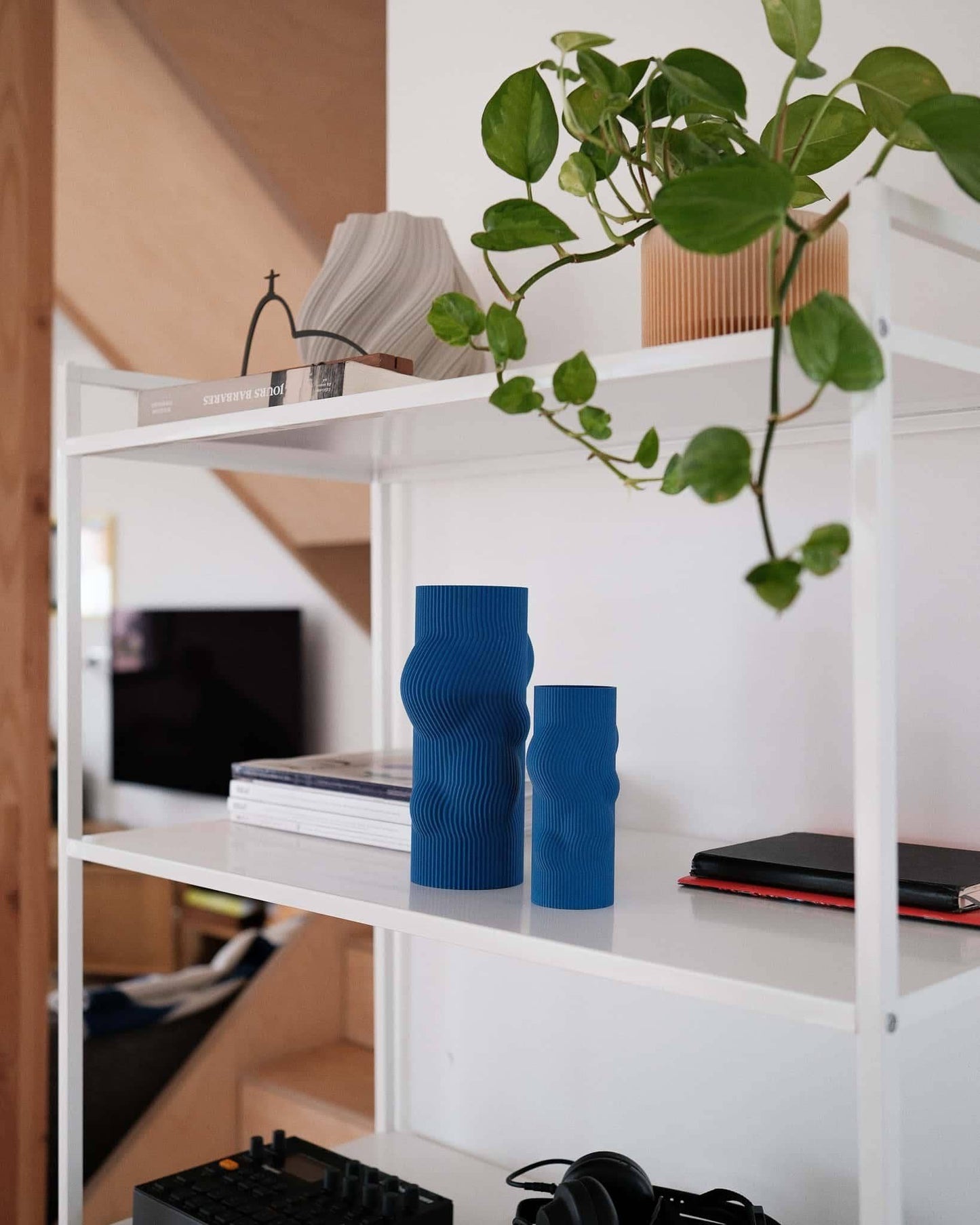 RIPPLE Sculptural Vase | Blue