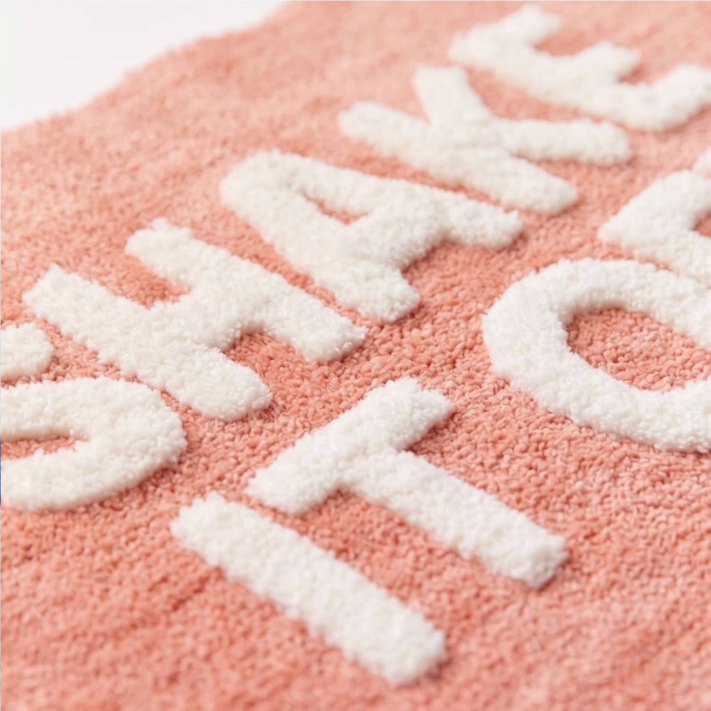 Shake It Off Slogan Bath Mat - Fun Scallop Rug