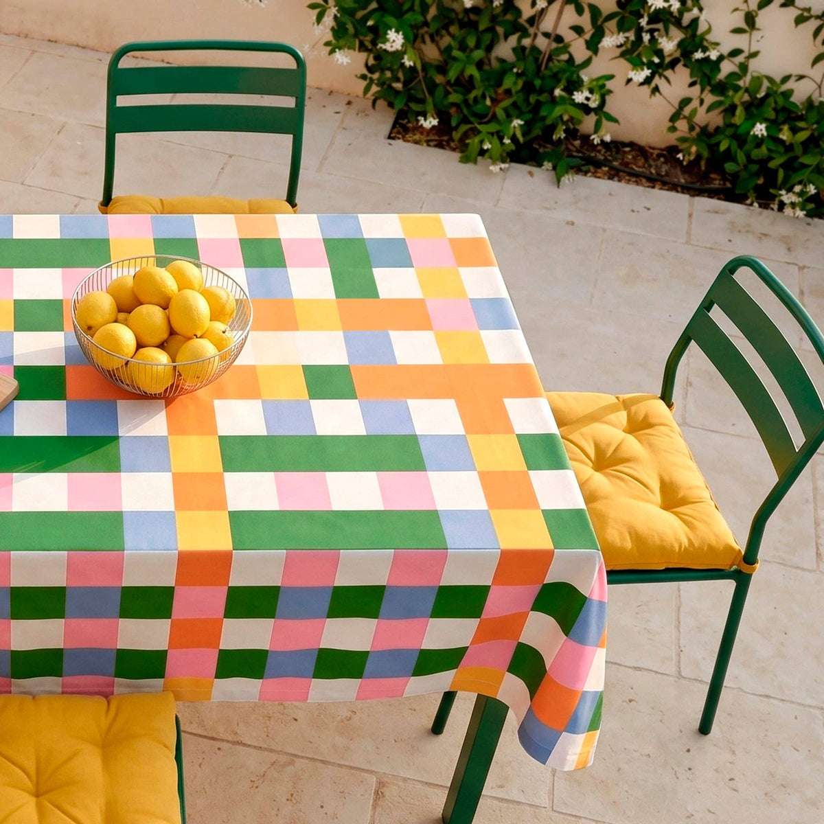 HappyFriday Arcade pop tablecloth 57x98 inches