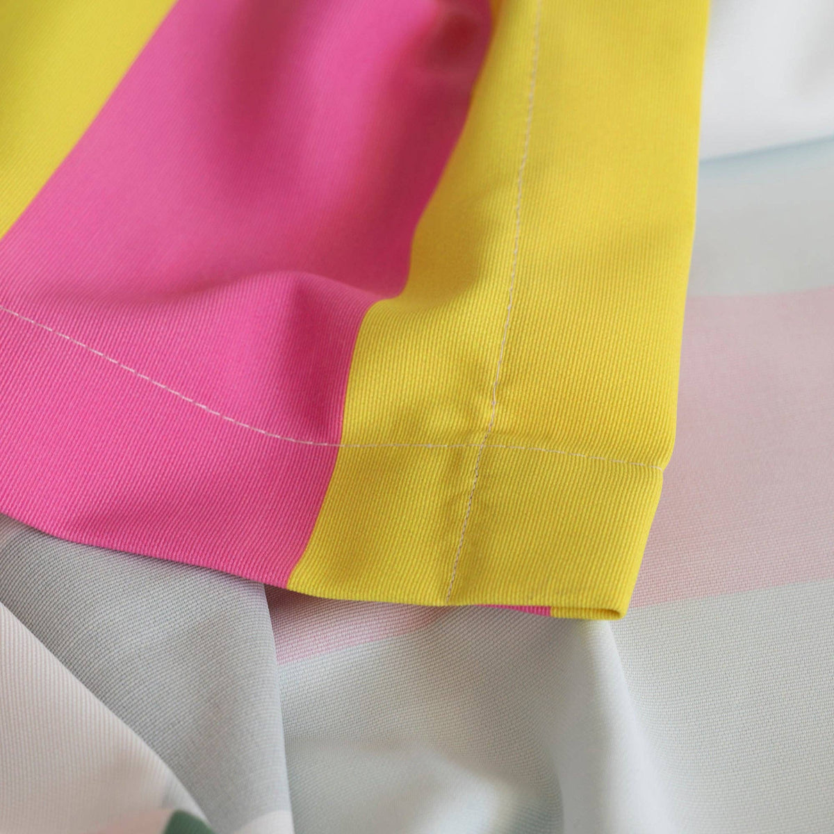 Happyfriday Color pop tablecloth 57x138 inches