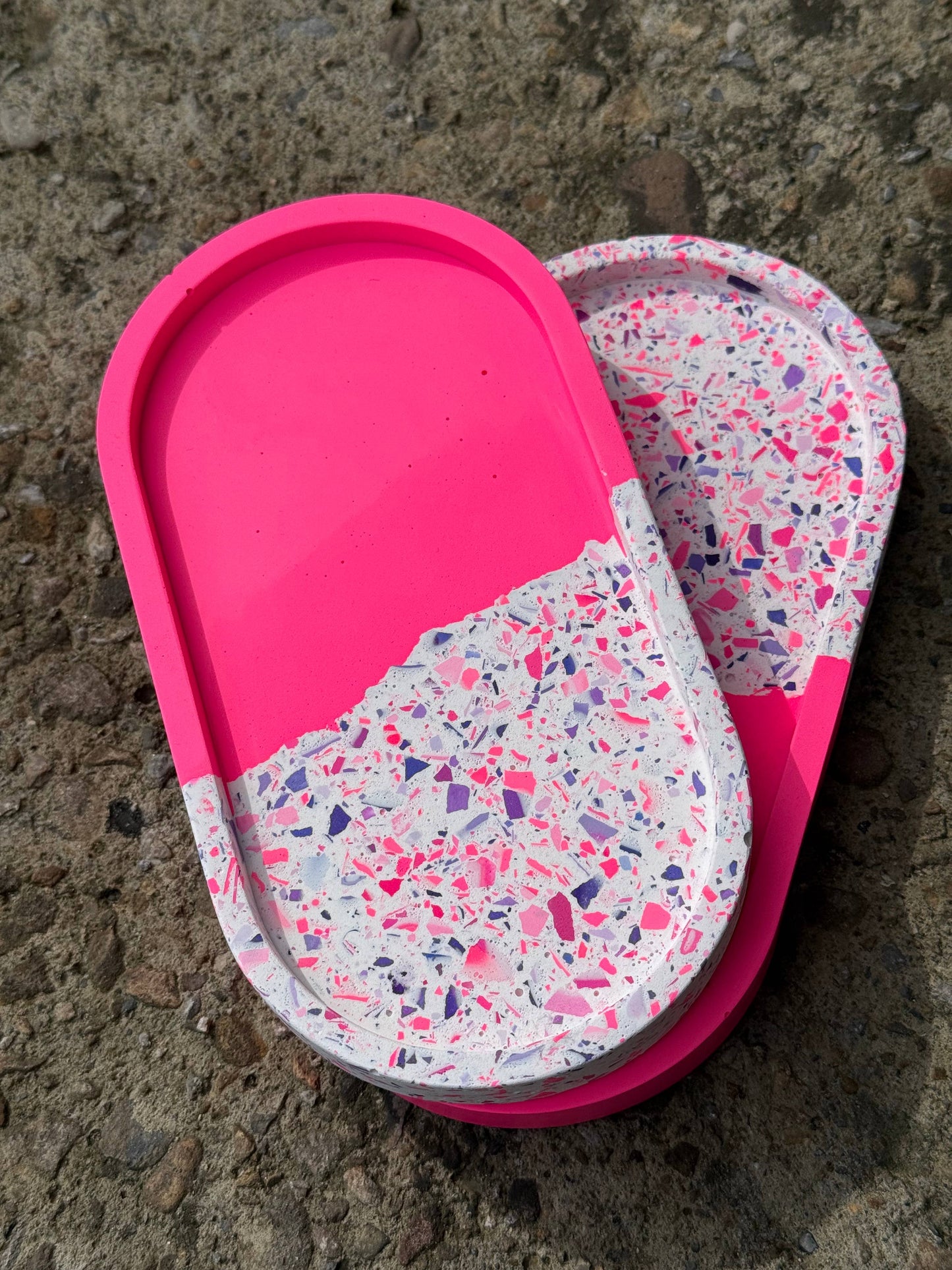 Oval Neon eco resin trinket tray | jewellery dish jesmonite