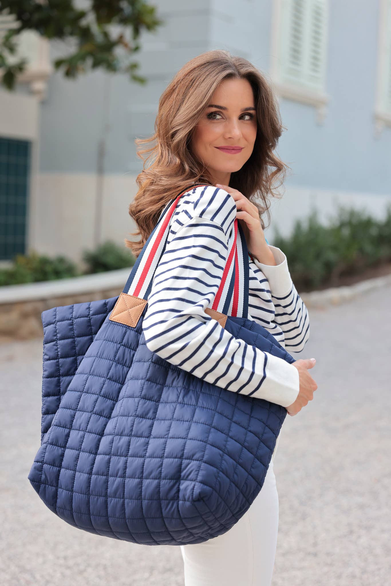 EZRA TRAVEL TOTE