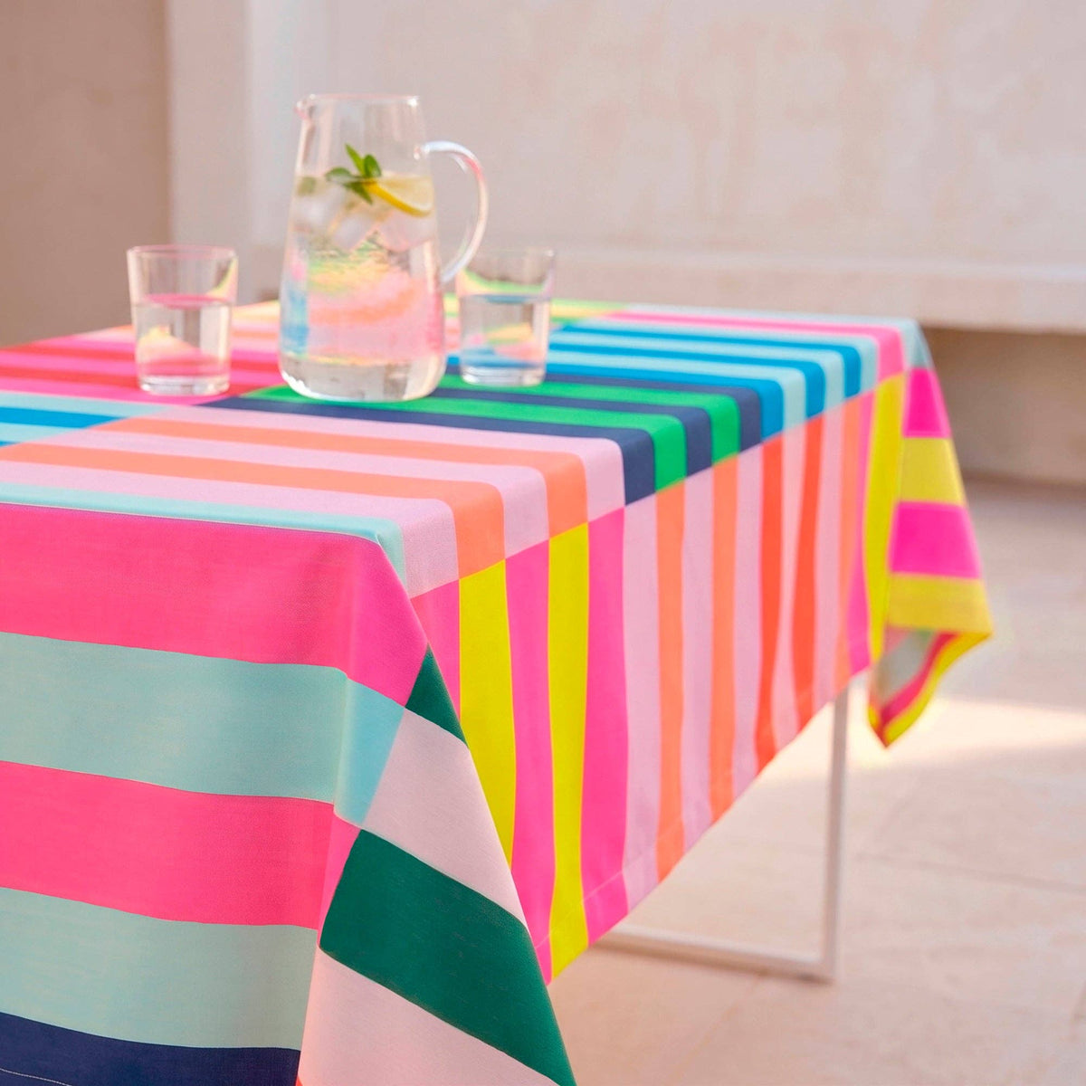 Happyfriday Color pop tablecloth 57x138 inches