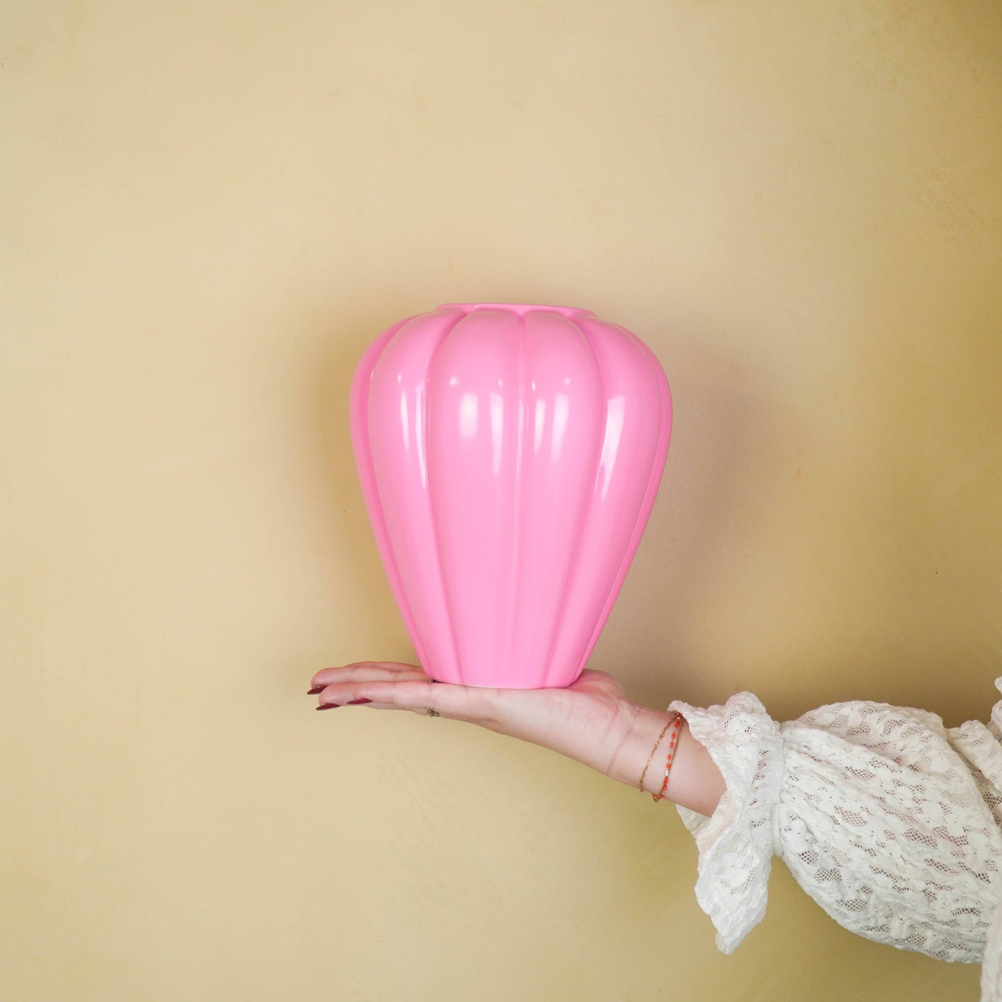 Flower Vase- Swirl Vase-Ceramic- Pink- 20x20x21,5 cm