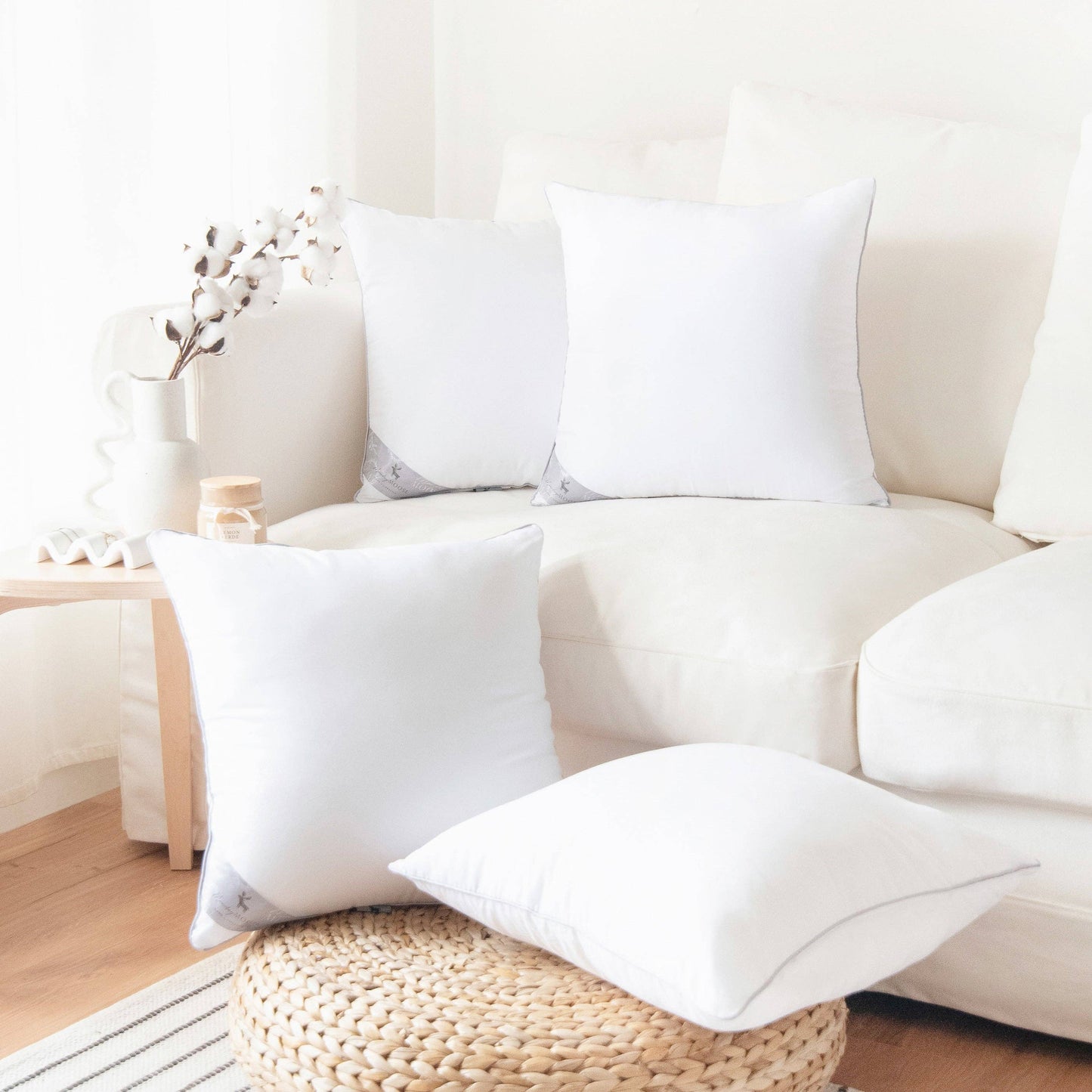 Delirio Pillow Inserts 4-Pack