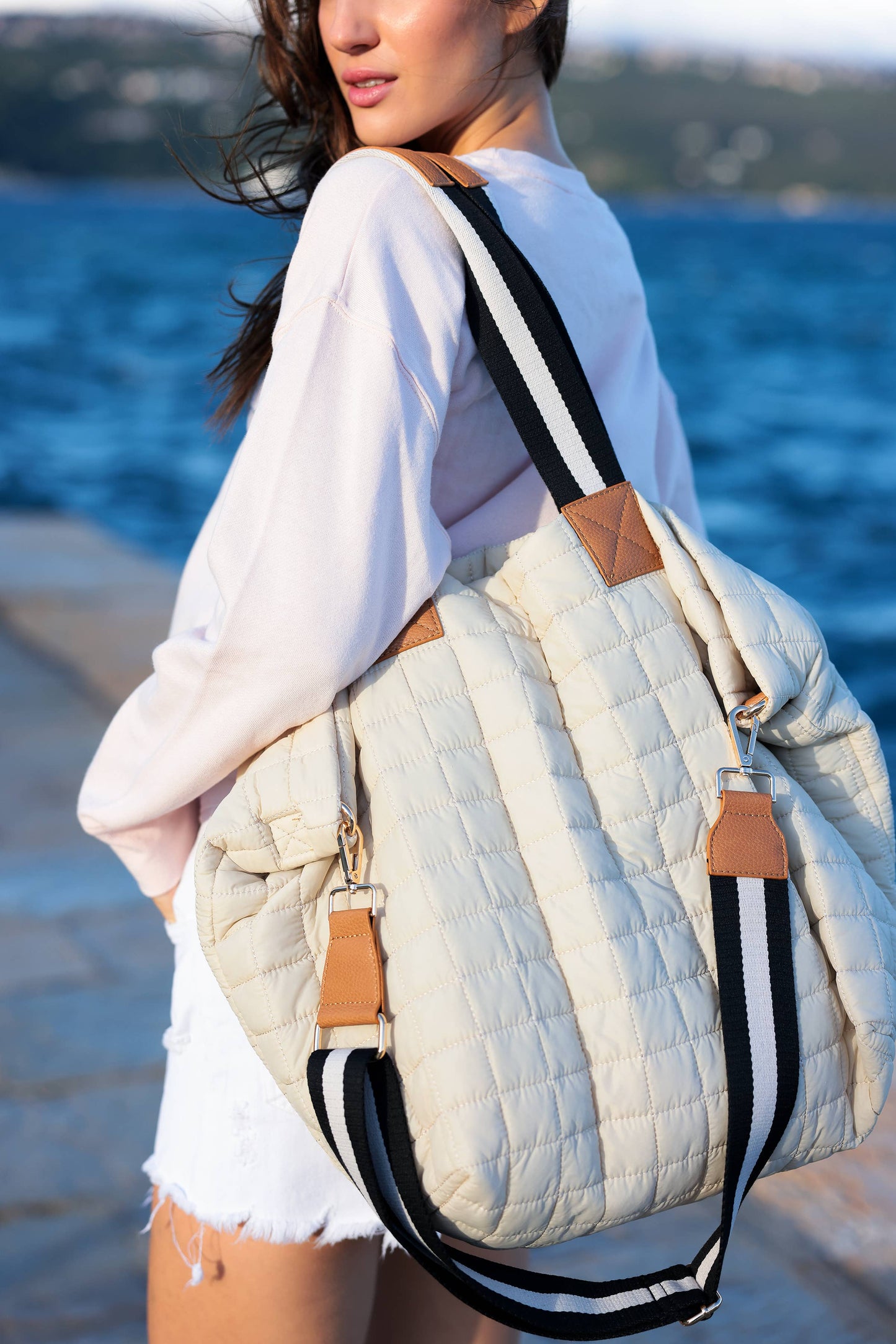 EZRA TRAVEL TOTE