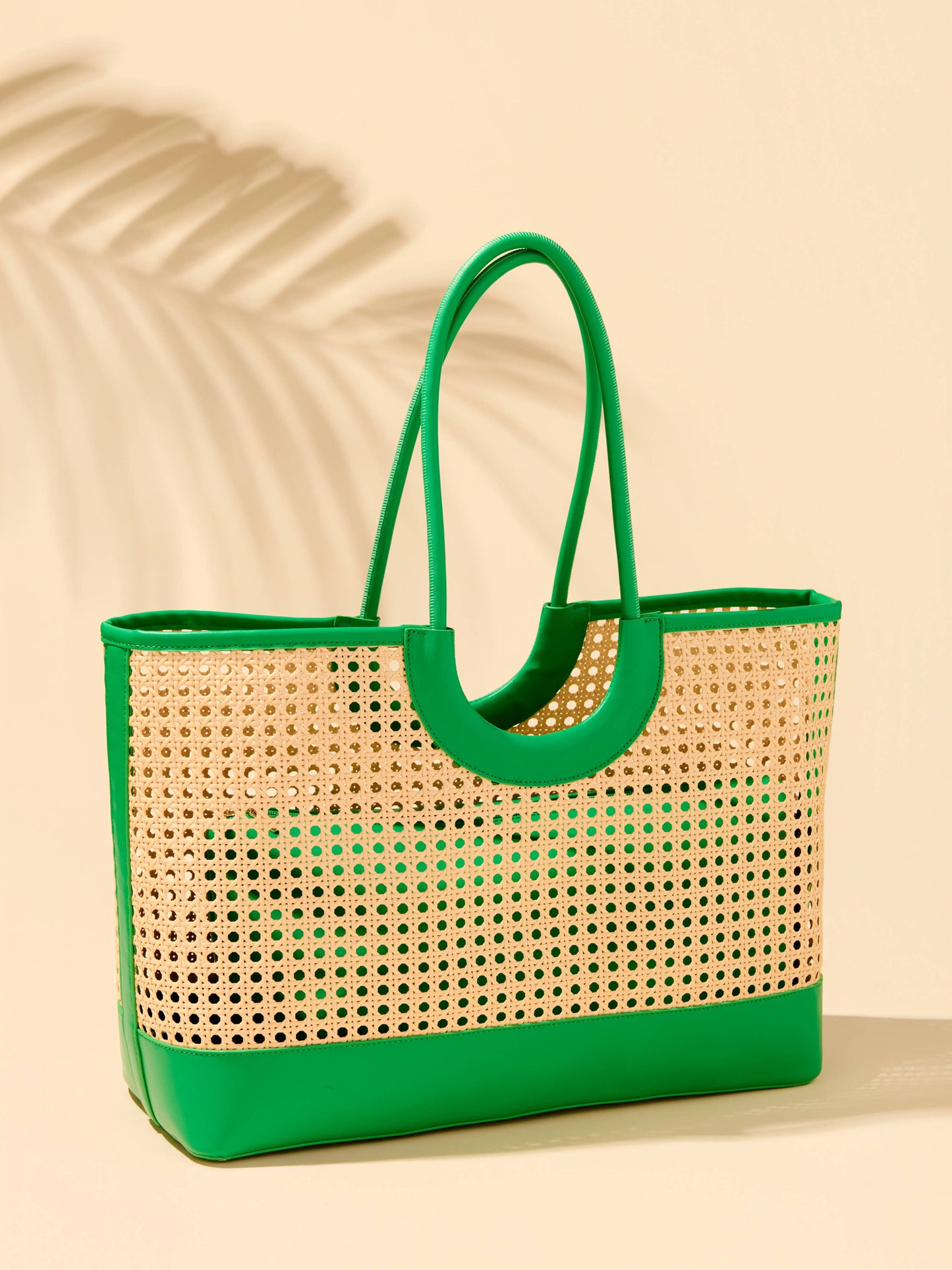 LYRA TOTE