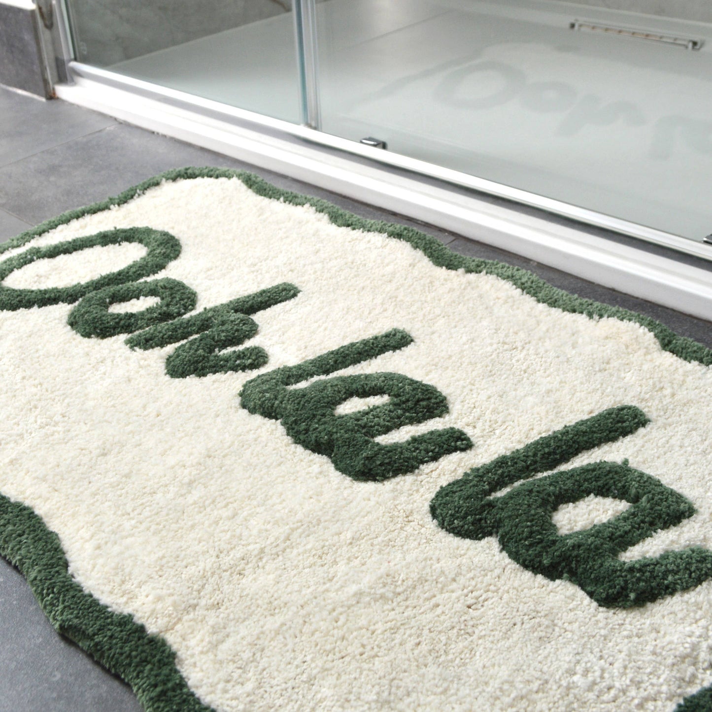 Ooh La La Slogan Scallop Bath Mat Non Slip - Scalloped Rug